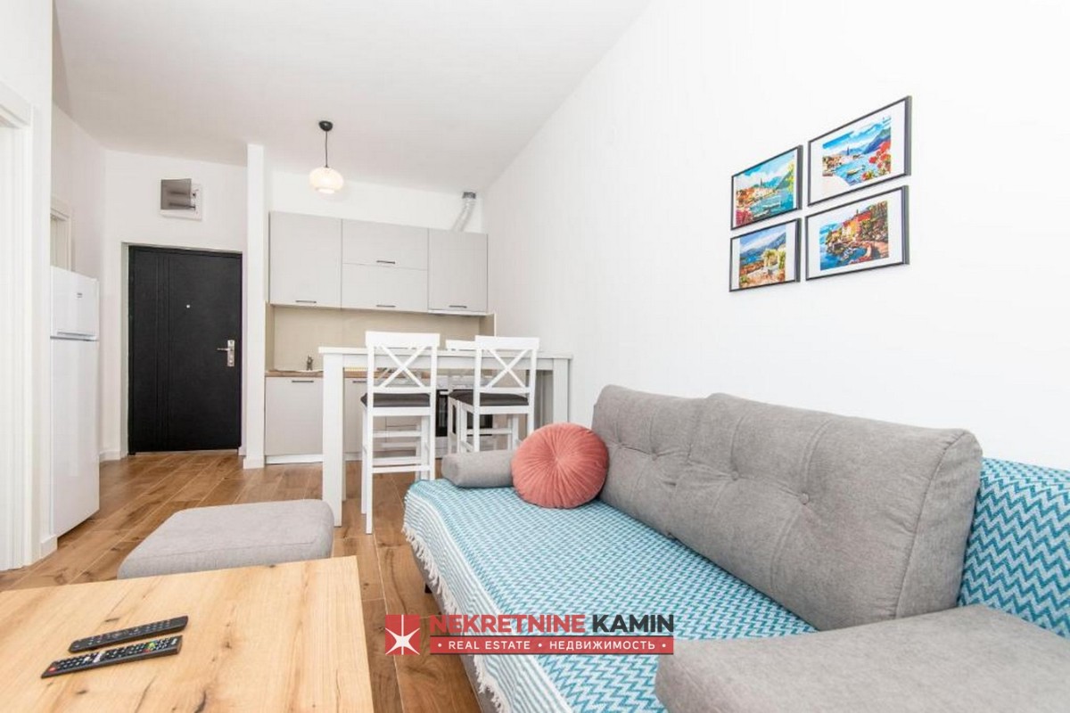 Jednosoban stan u novogradnji kod škole, Radanovići